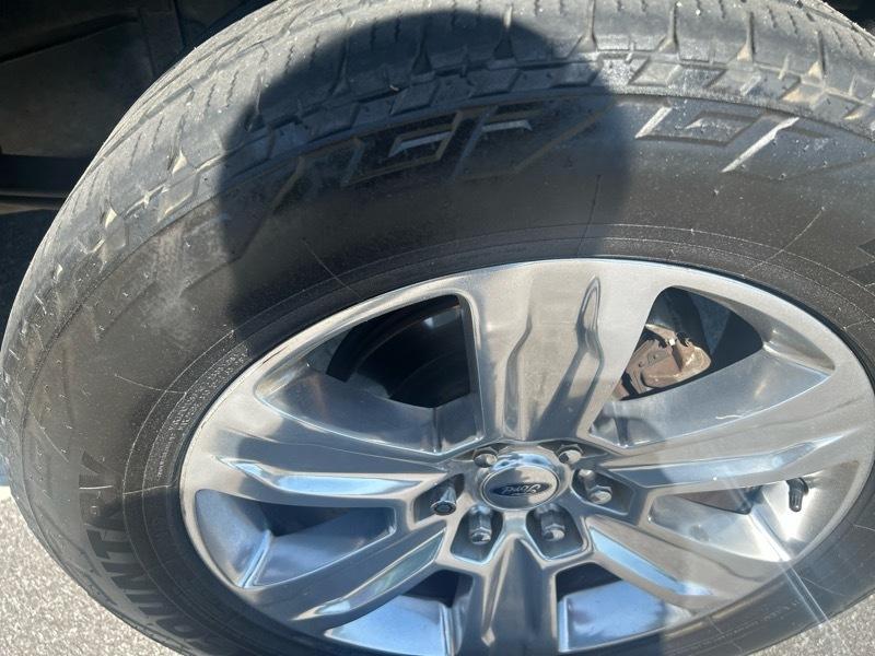 Ford F-150 4WD SuperCrew 145" Platinum 2018