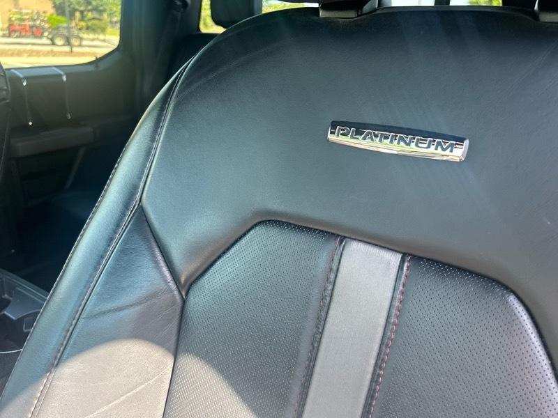 Ford F-150 4WD SuperCrew 145" Platinum 2018