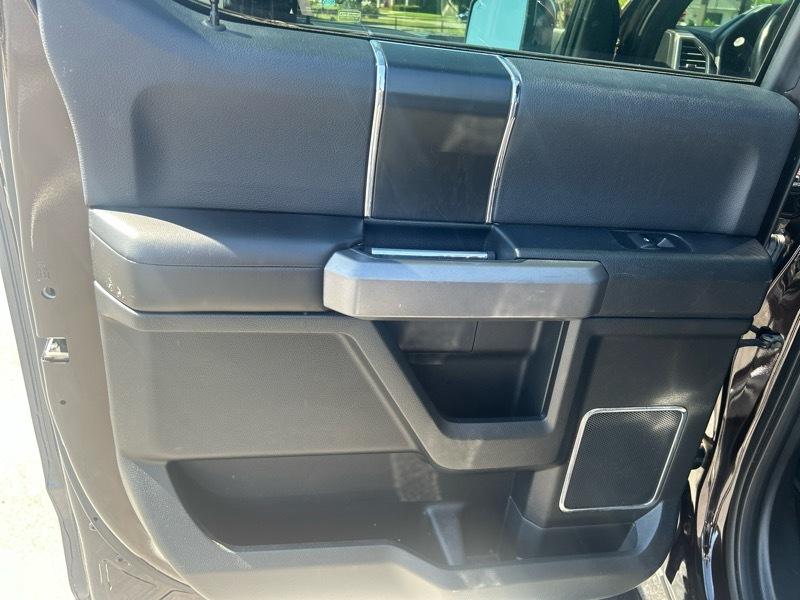 Ford F-150 4WD SuperCrew 145" Platinum 2018