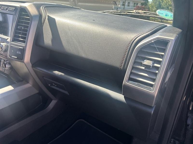 Ford F-150 4WD SuperCrew 145" Platinum 2018