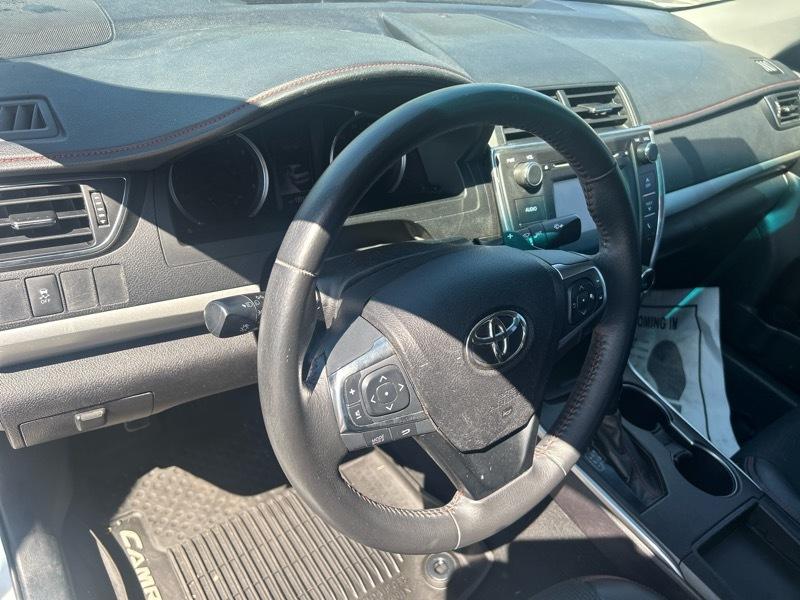 Toyota Camry SE 2017