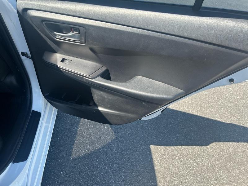 Toyota Camry SE 2017