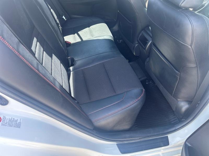 Toyota Camry SE 2017