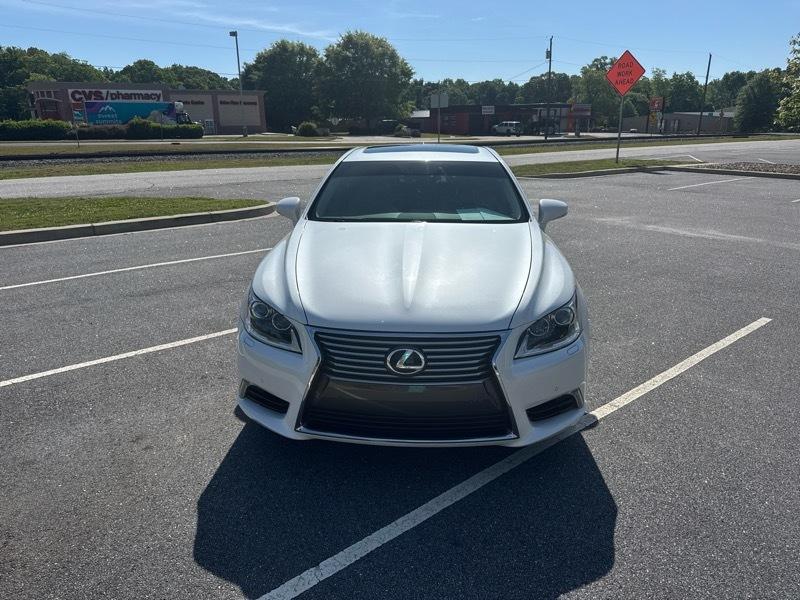 Lexus LS 460 Luxury Sedan 2014