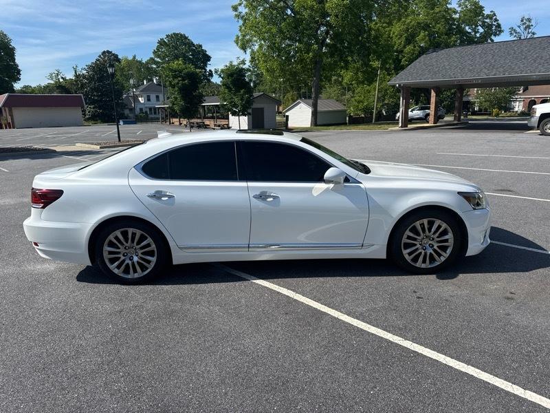 Lexus LS 460 Luxury Sedan 2014