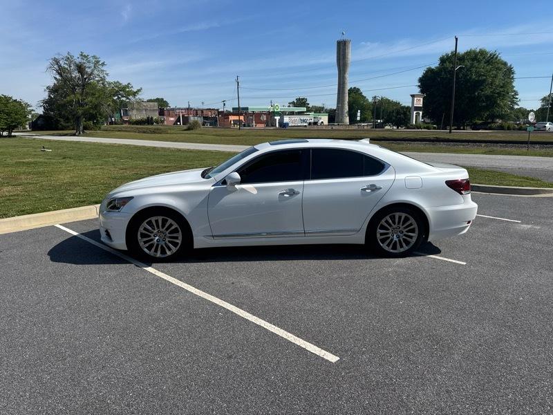 Lexus LS 460 Luxury Sedan 2014
