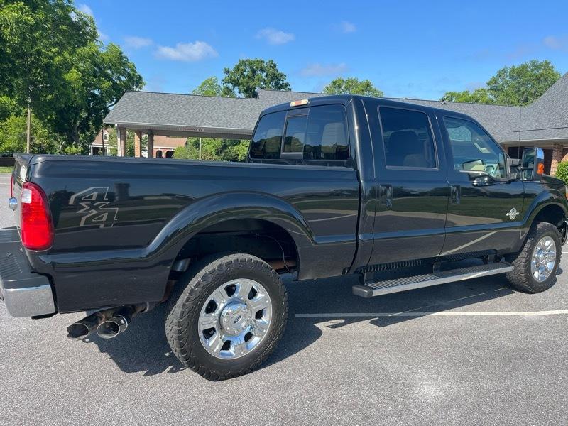 Ford F-250 SD Lariat Crew Cab 4WD 2015