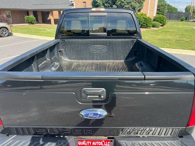 Ford F-250 SD Lariat Crew Cab 4WD 2015
