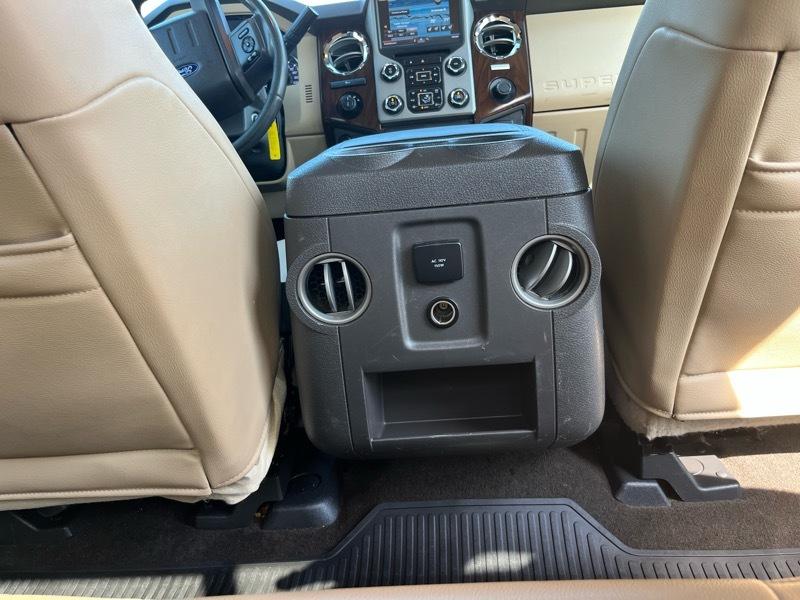 Ford F-250 SD Lariat Crew Cab 4WD 2015