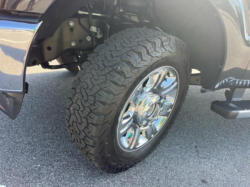 Ford F-250 SD Lariat Crew Cab 4WD 2015