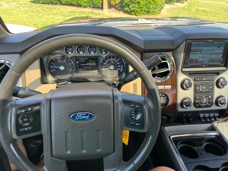 Ford F-250 SD Lariat Crew Cab 4WD 2015