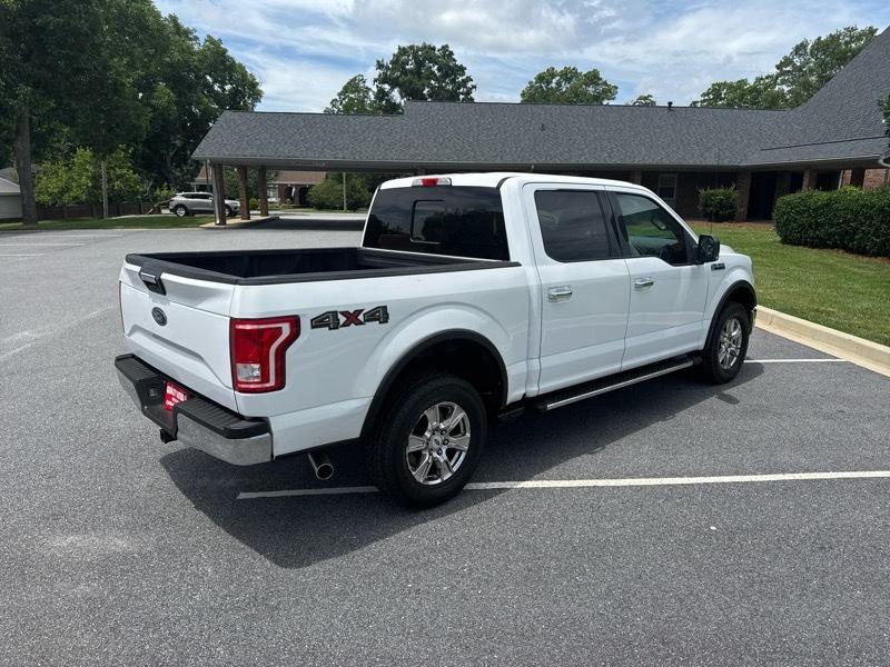 Ford F-150 SuperCrew Crew Cab 139" XLT 4WD 2015