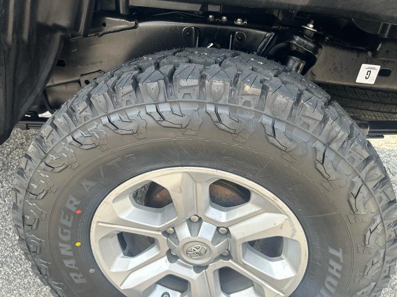 Toyota Tacoma 4WD Access Cab V6 AT SR5 (Natl) 2019