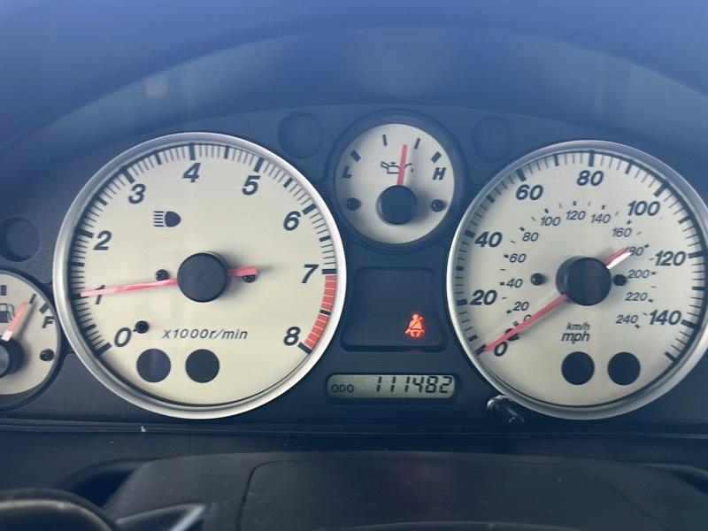 Mazda MX-5 Miata 2D Convertible 2005