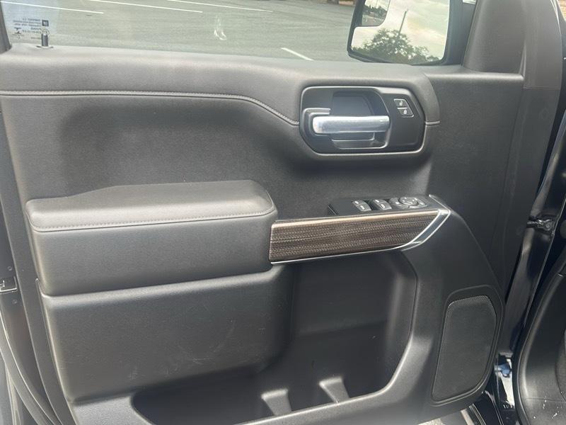 Chevrolet Silverado 1500 1LT Crew Cab 4WD 2021