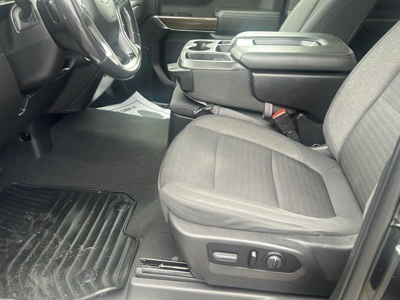 Chevrolet Silverado 1500 1LT Crew Cab 4WD 2021