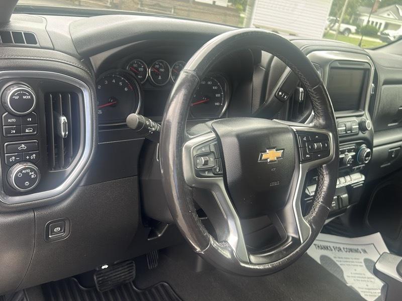 Chevrolet Silverado 1500 1LT Crew Cab 4WD 2021