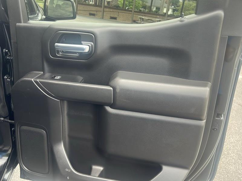 Chevrolet Silverado 1500 1LT Crew Cab 4WD 2021