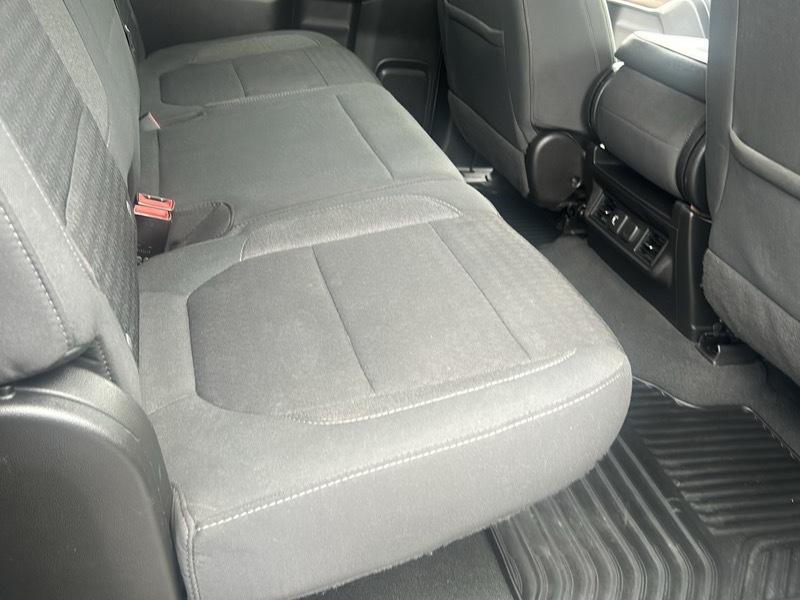 Chevrolet Silverado 1500 1LT Crew Cab 4WD 2021