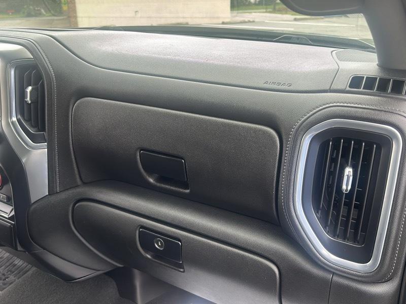 Chevrolet Silverado 1500 1LT Crew Cab 4WD 2021