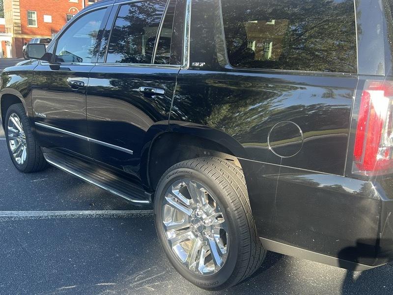 GMC Yukon SLT 2WD 2017