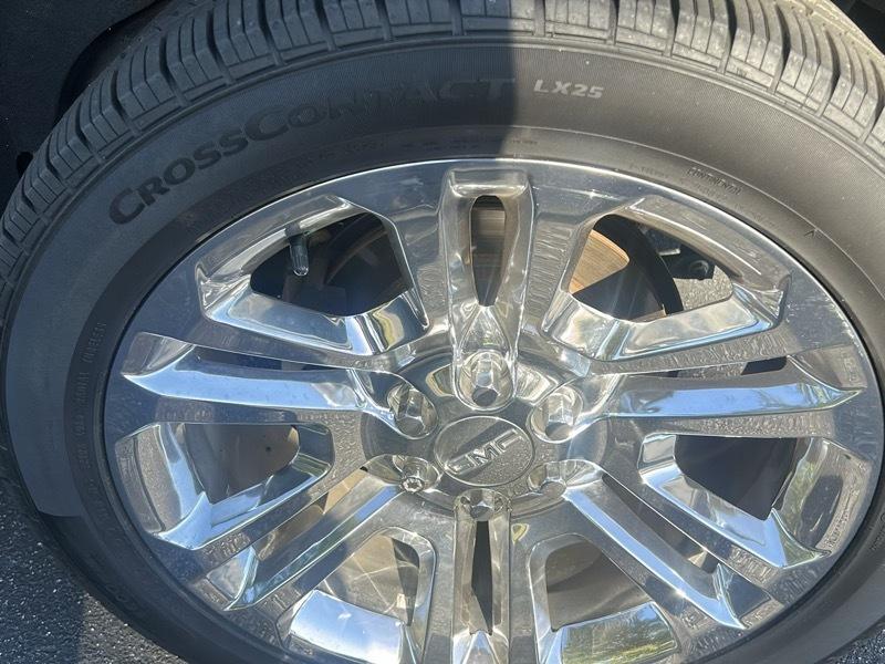 GMC Yukon SLT 2WD 2017