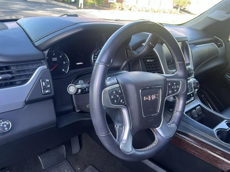 GMC Yukon SLT 2WD 2017
