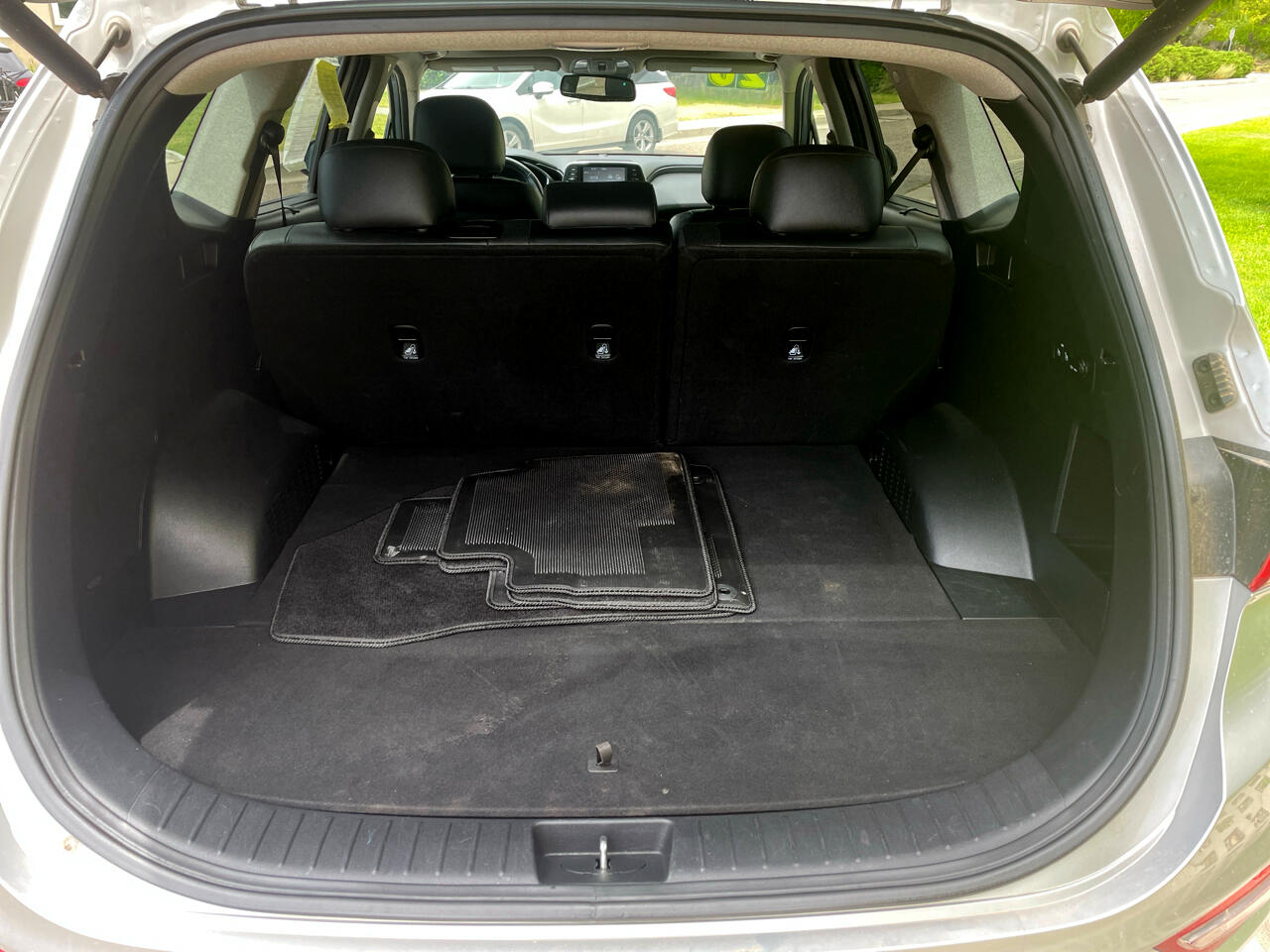Hyundai Santa Fe SEL 2.0T w/Convenience and Premium Packages 2020 Hyundai Santa Fe SEL 2.0T w/Convenience and Premium Packages 2020