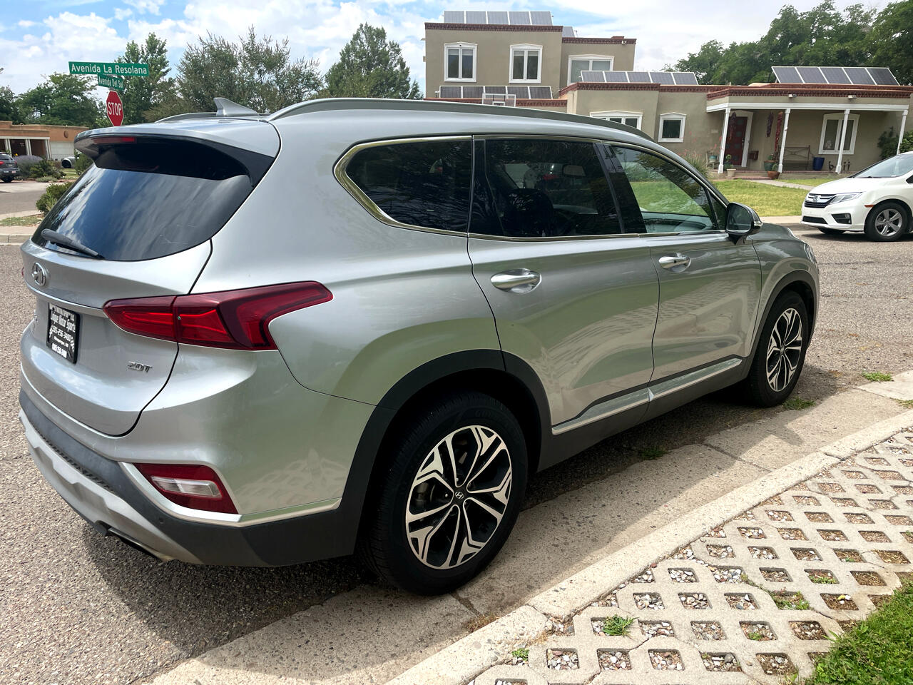 Hyundai Santa Fe SEL 2.0T w/Convenience and Premium Packages 2020 Hyundai Santa Fe SEL 2.0T w/Convenience and Premium Packages 2020