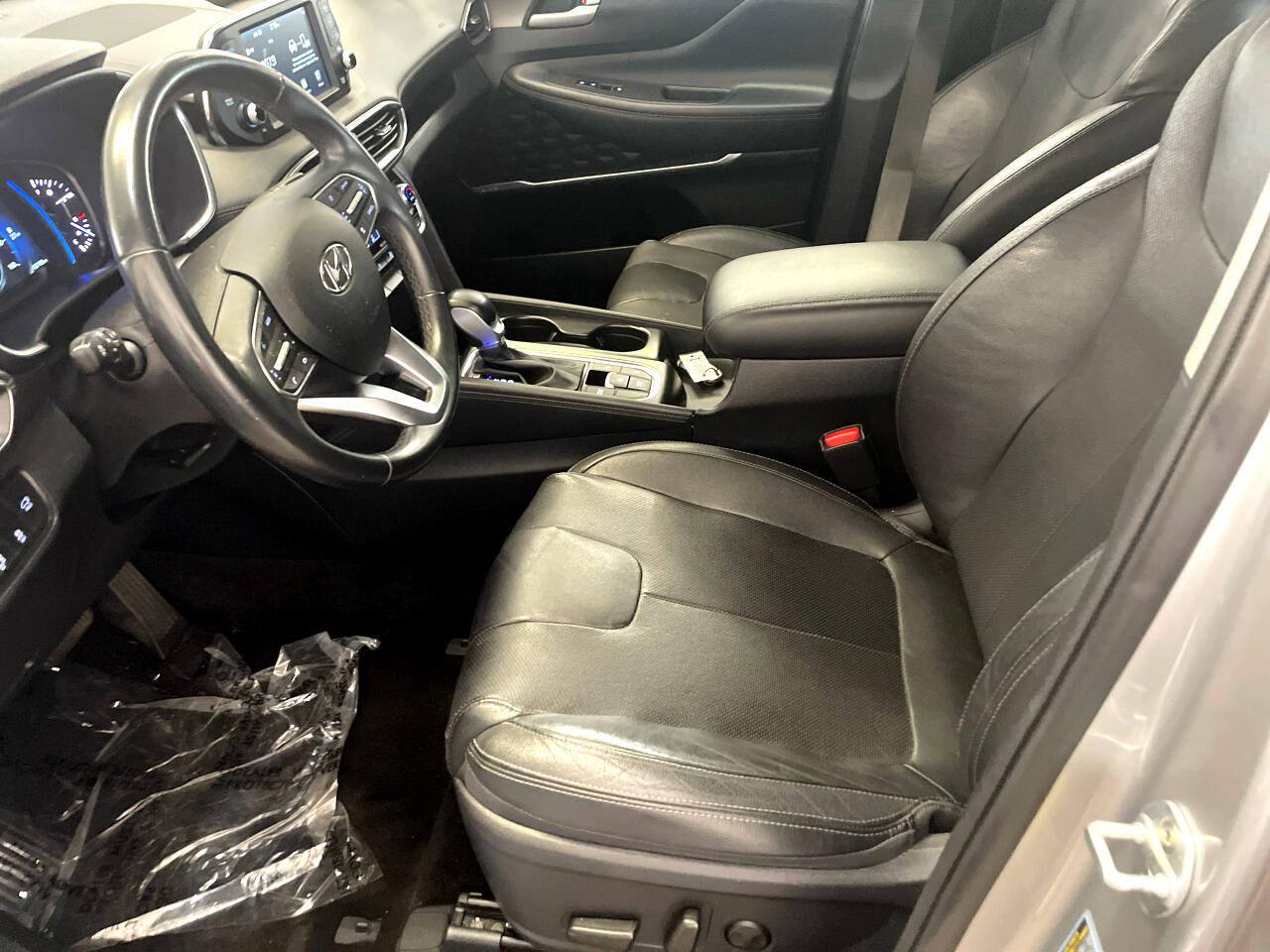 Hyundai Santa Fe SEL 2.0T w/Convenience and Premium Packages 2020 Hyundai Santa Fe SEL 2.0T w/Convenience and Premium Packages 2020