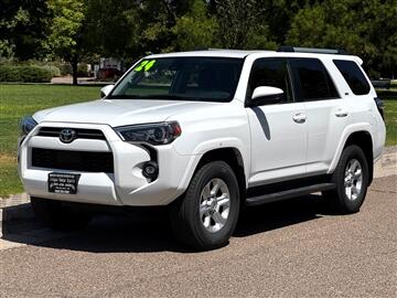 2024 Toyota 4Runner SR5 4WD