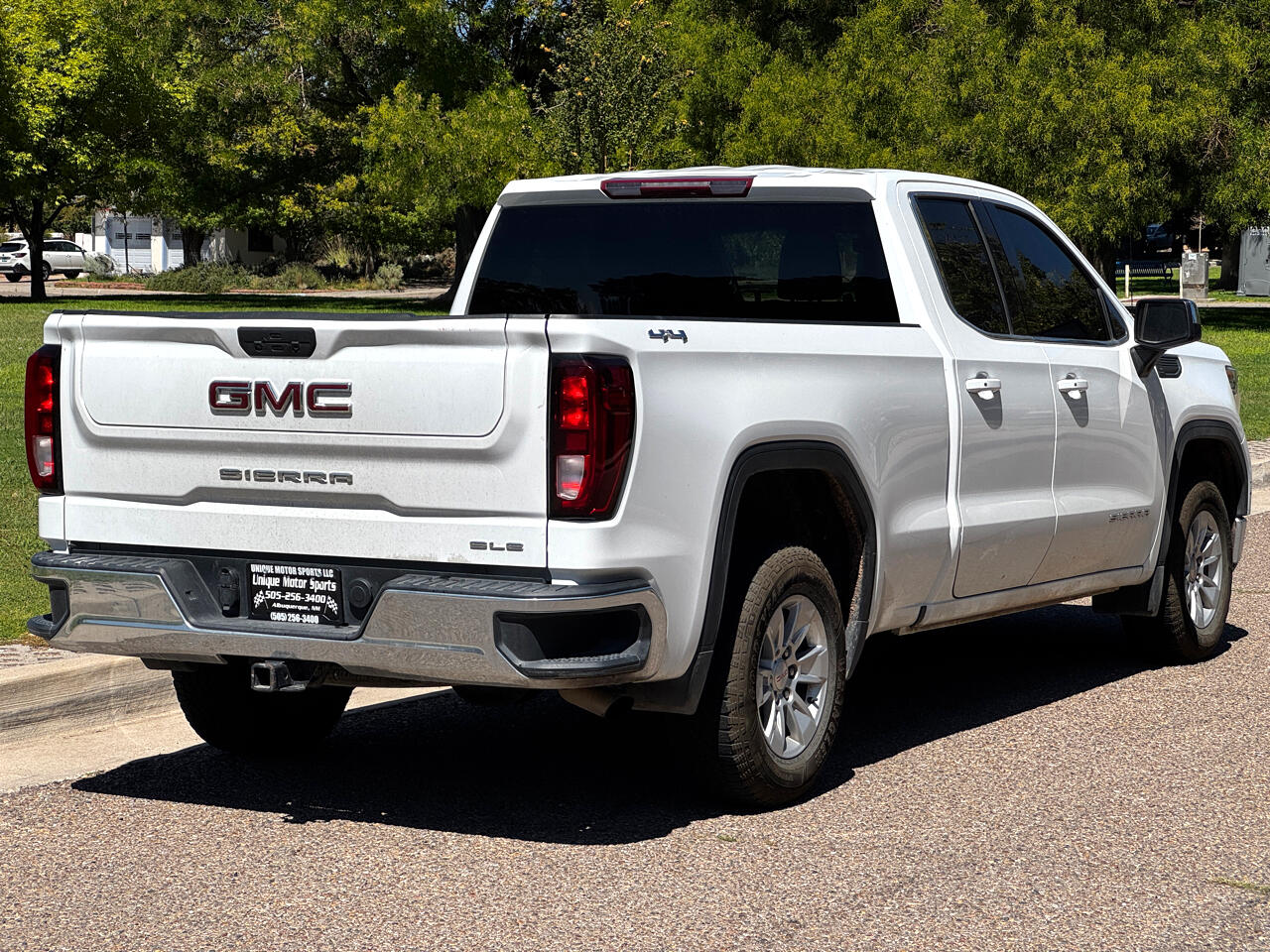 GMC Sierra 1500 Limited SLE Double Cab 4WD 2022 GMC Sierra 1500 Limited SLE Double Cab 4WD 2022