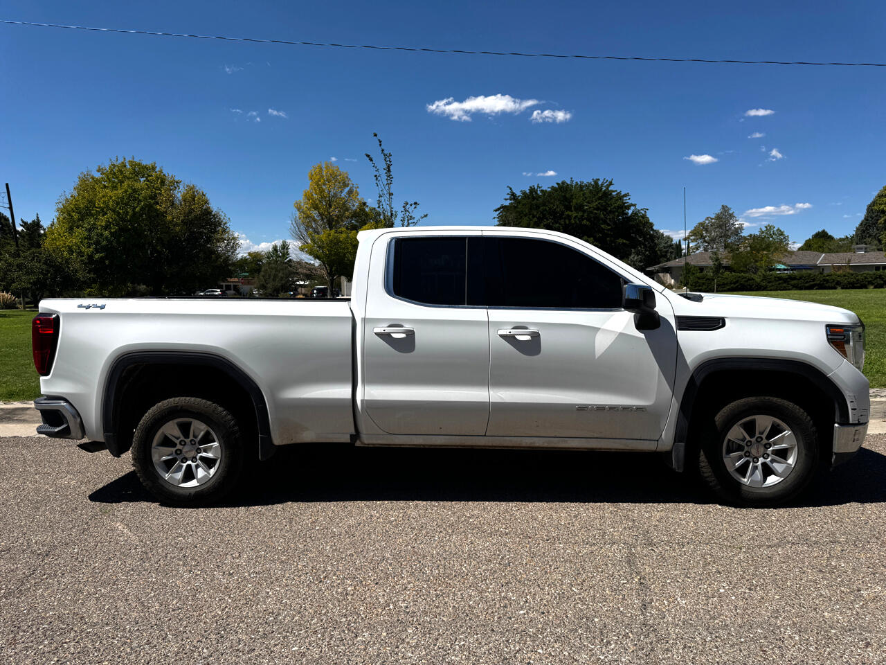 GMC Sierra 1500 Limited SLE Double Cab 4WD 2022 GMC Sierra 1500 Limited SLE Double Cab 4WD 2022
