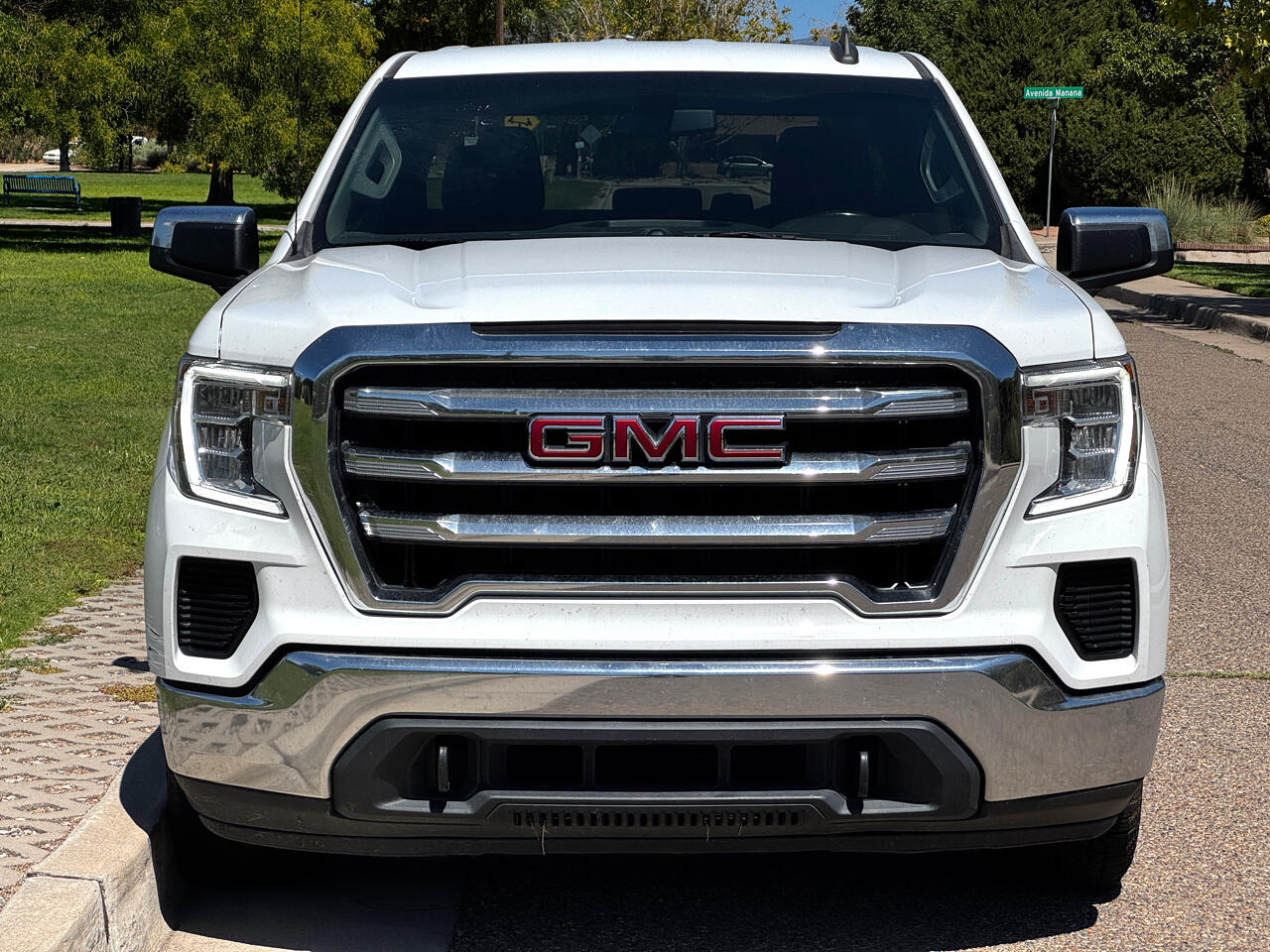 GMC Sierra 1500 Limited SLE Double Cab 4WD 2022 GMC Sierra 1500 Limited SLE Double Cab 4WD 2022