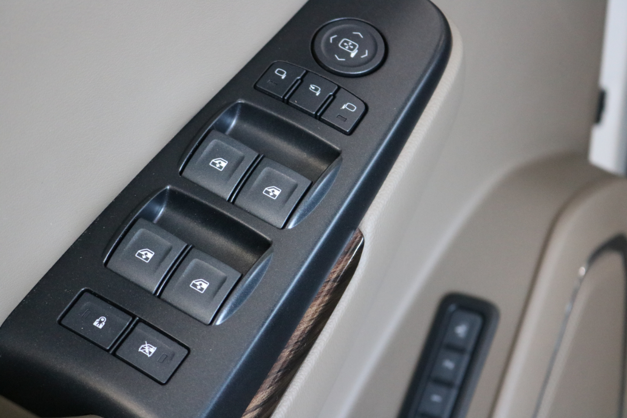 GMC Yukon SLT 4WD 2018