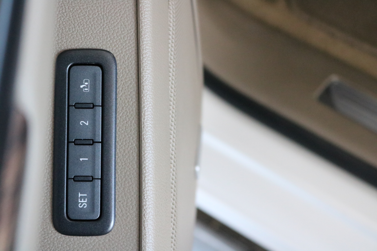 GMC Yukon SLT 4WD 2018