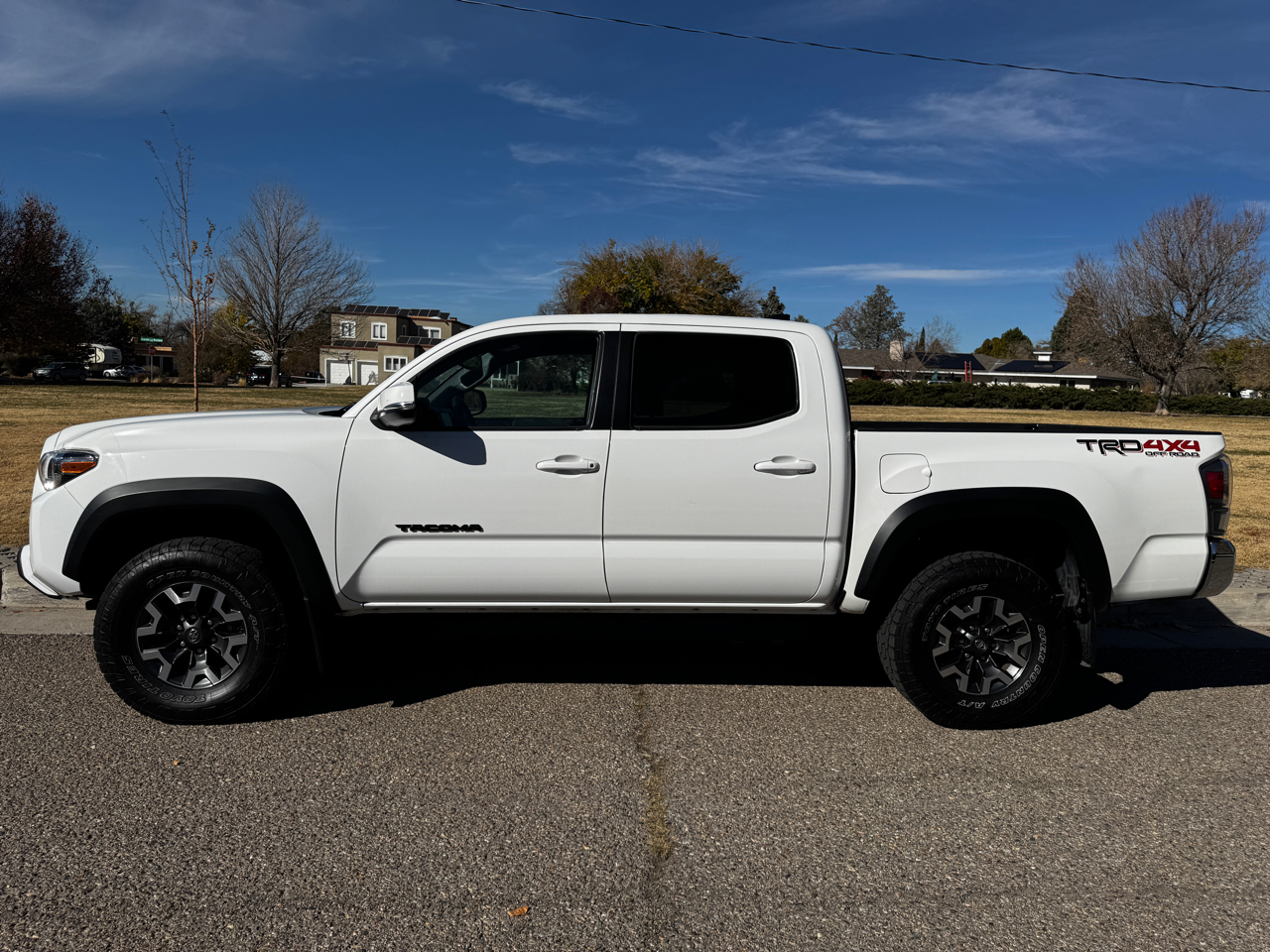 2021 Toyota Tacoma TRD Double Cab 4x4 V6 photo 2