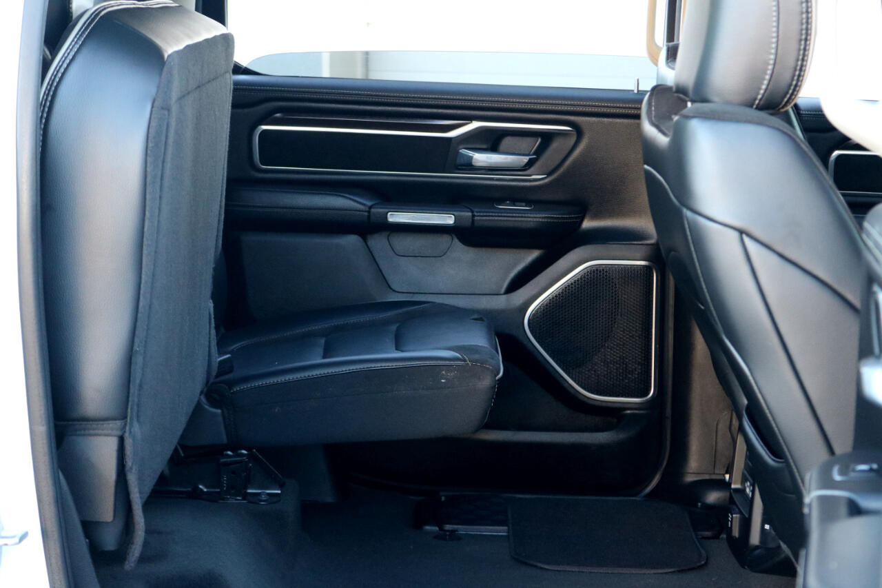 RAM 1500 Laramie Crew Cab SWB 4WD 2022