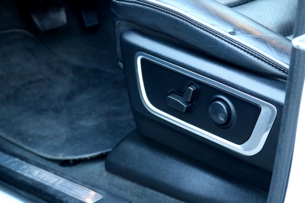 RAM 1500 Laramie Crew Cab SWB 4WD 2022