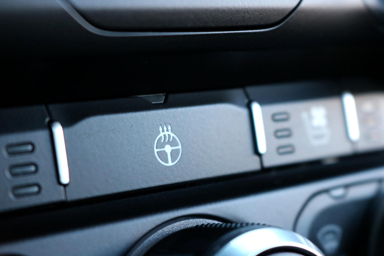 RAM 1500 Laramie Crew Cab SWB 4WD 2022