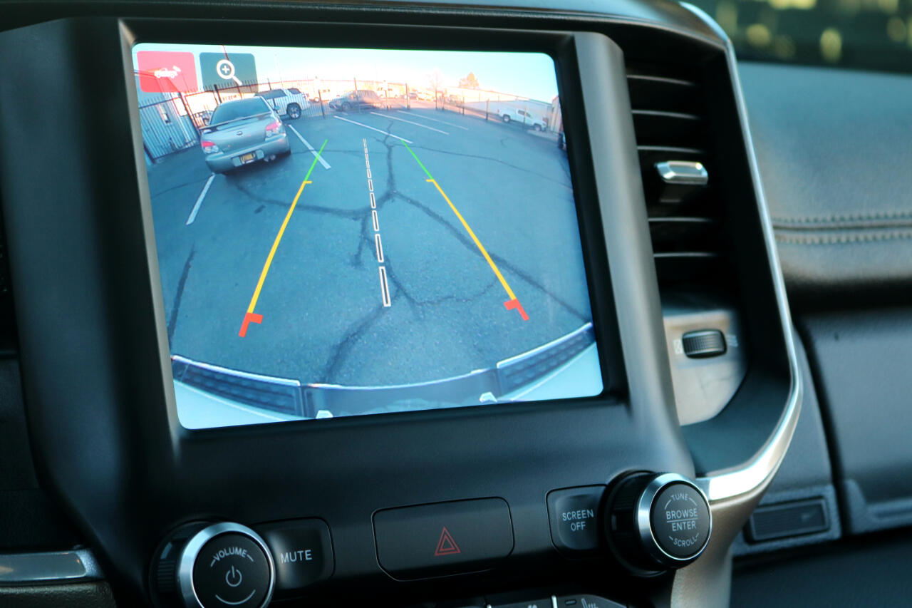 RAM 1500 Laramie Crew Cab SWB 4WD 2022