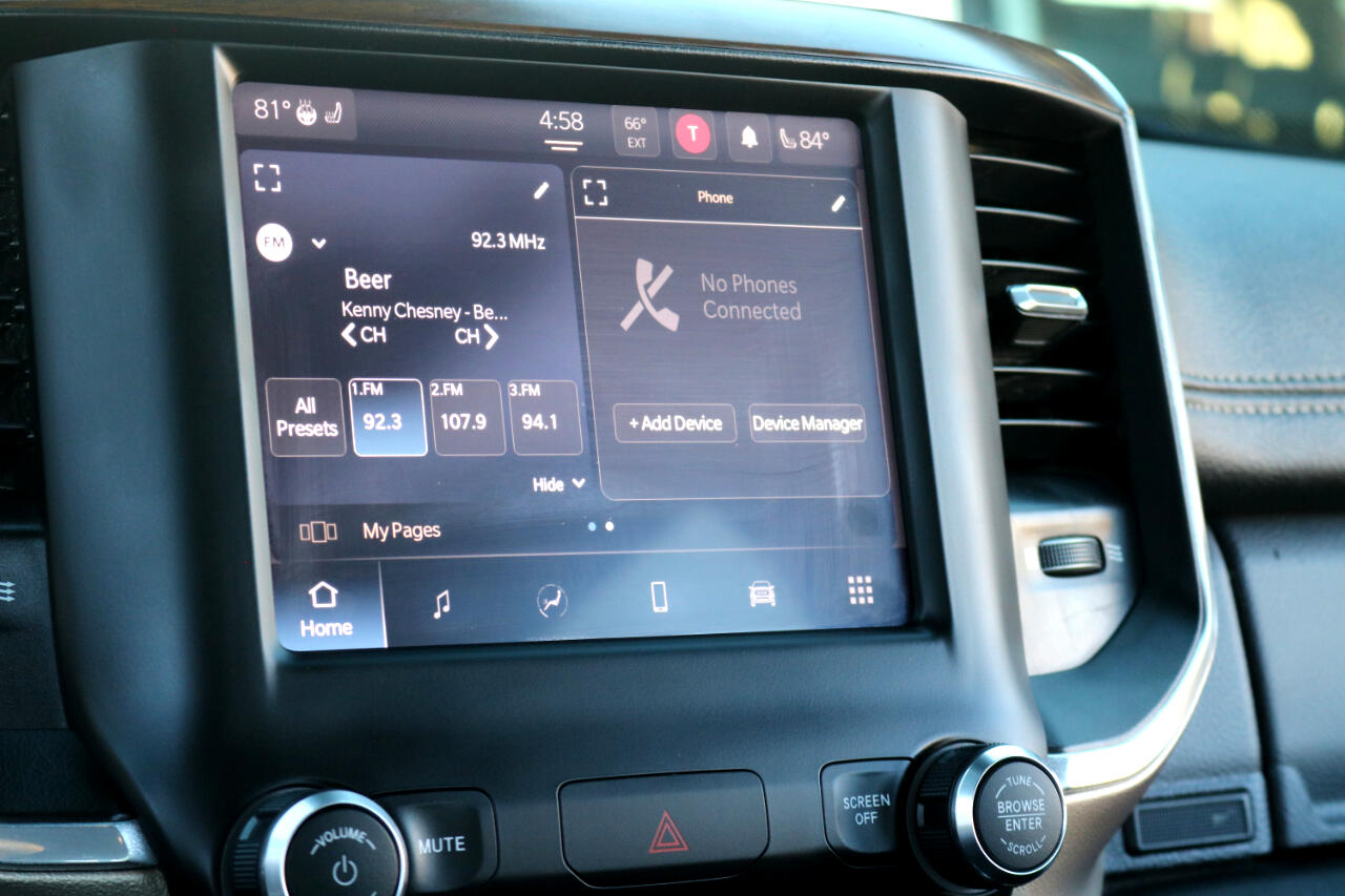 RAM 1500 Laramie Crew Cab SWB 4WD 2022