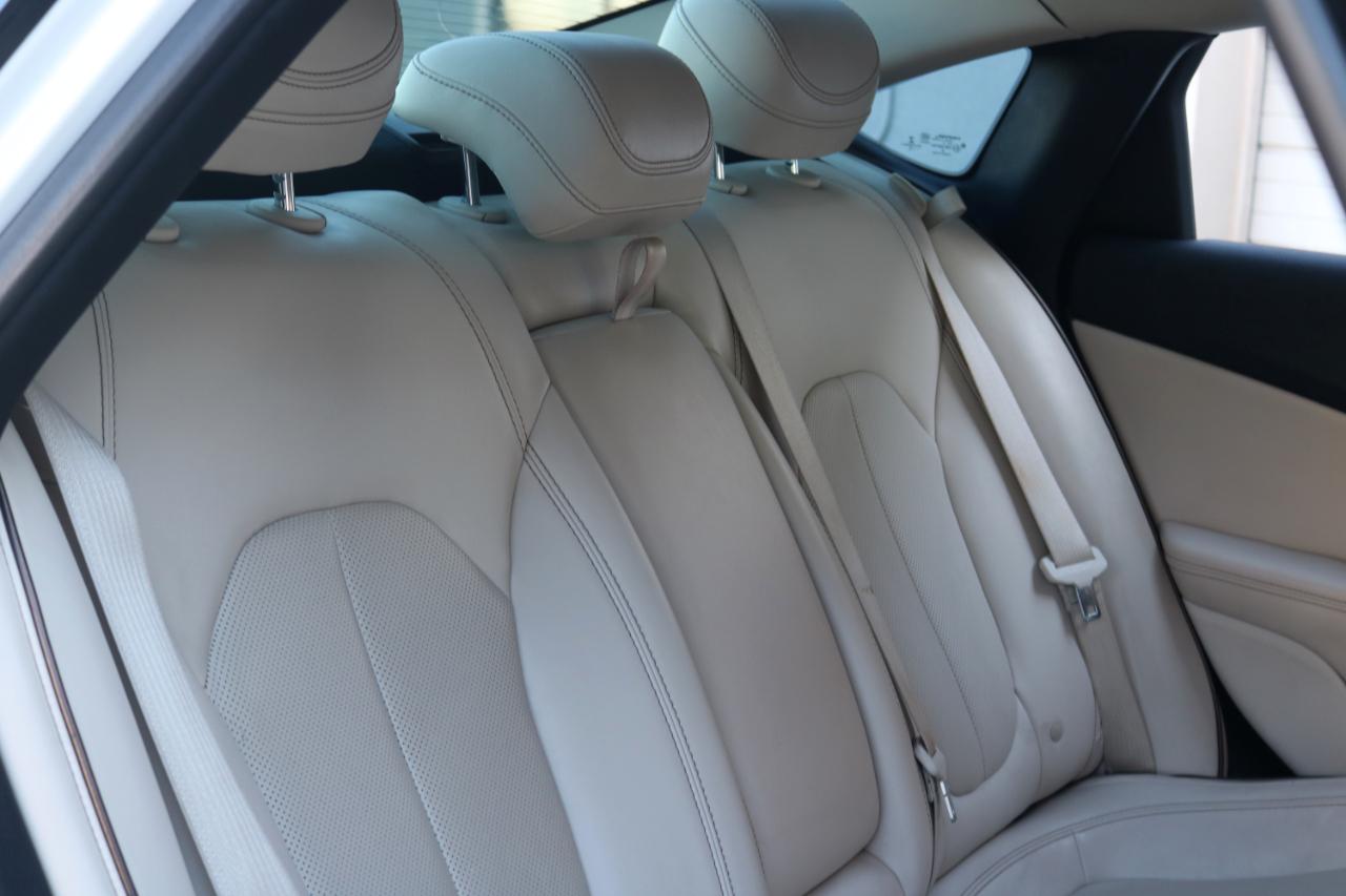 Chrysler 200 C 4D Sedan 2015