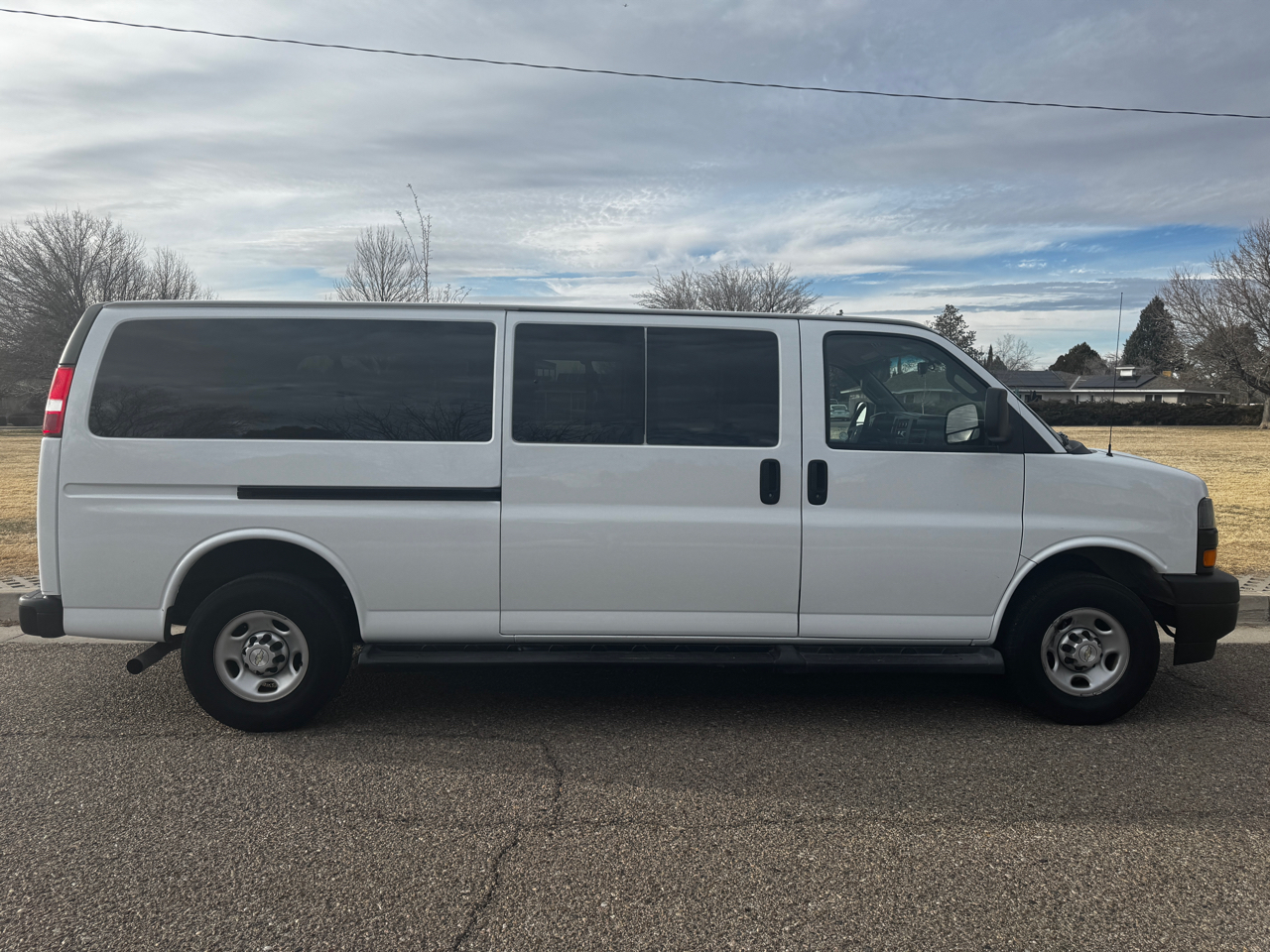 Chevrolet Express LS 3500 Extended 2023