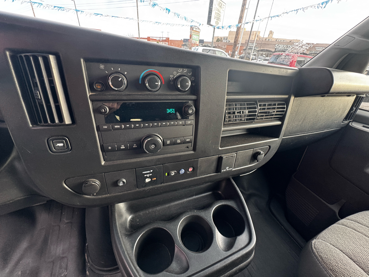 Chevrolet Express LS 3500 Extended 2023