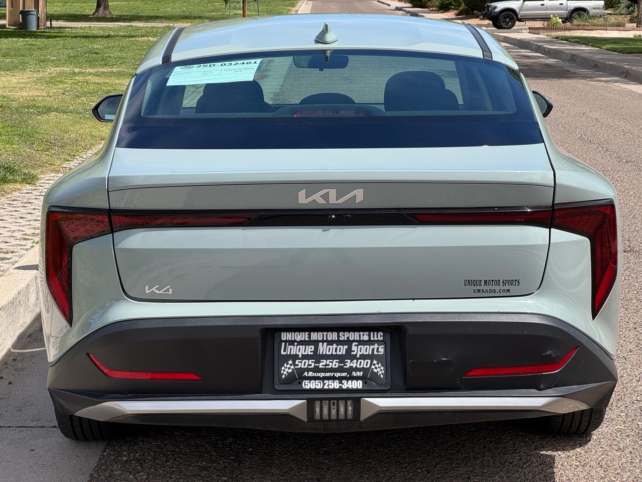 Kia K4 LXS 2025