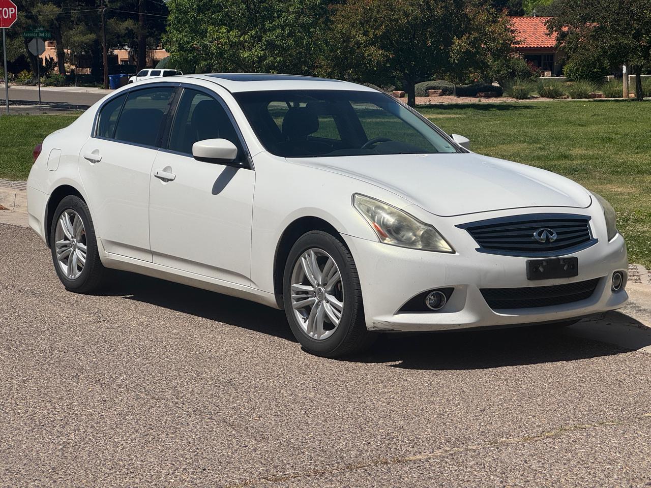 Infiniti G37X With Navigation  2012