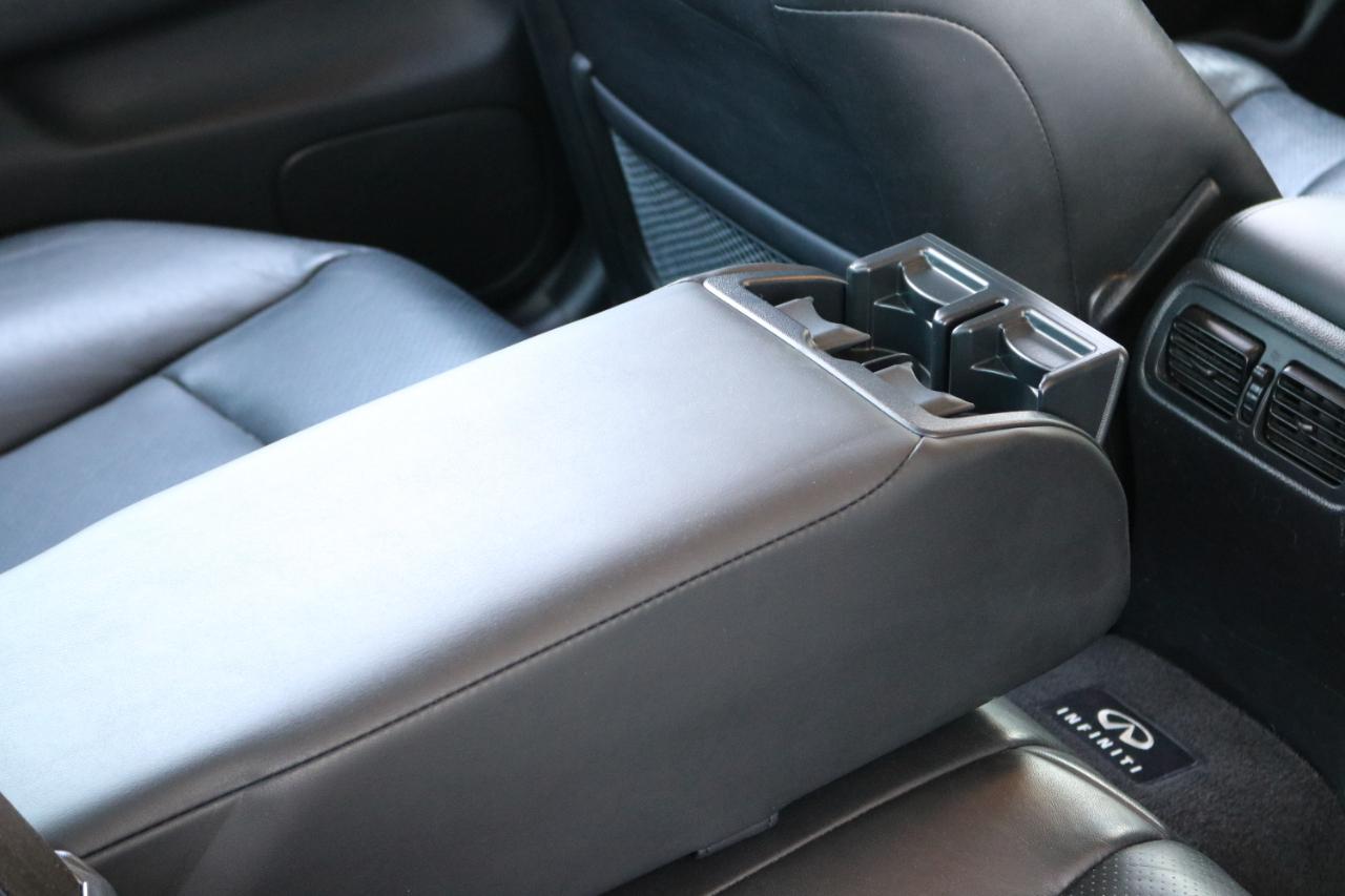 Infiniti G37X With Navigation  2012