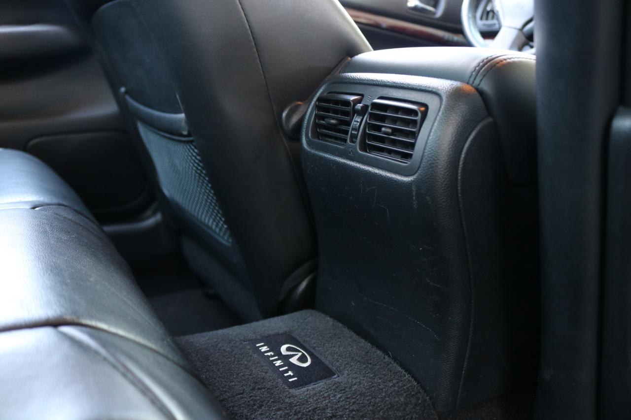 Infiniti G37X With Navigation  2012