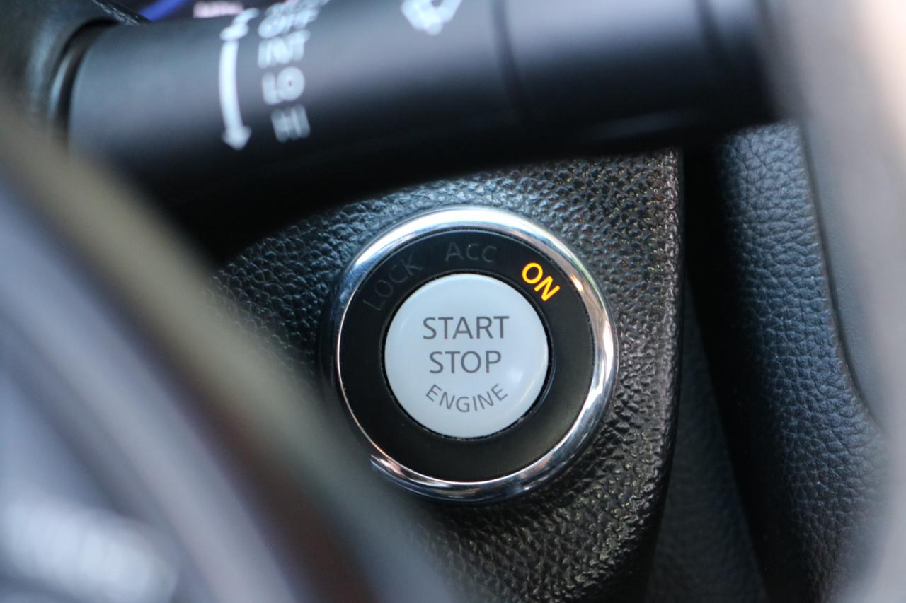 Infiniti G37X With Navigation  2012